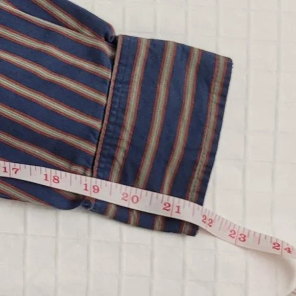 Wrangler "TwentyX" casual long sleeve button down shirt. Size L. - Picture 8 of 9